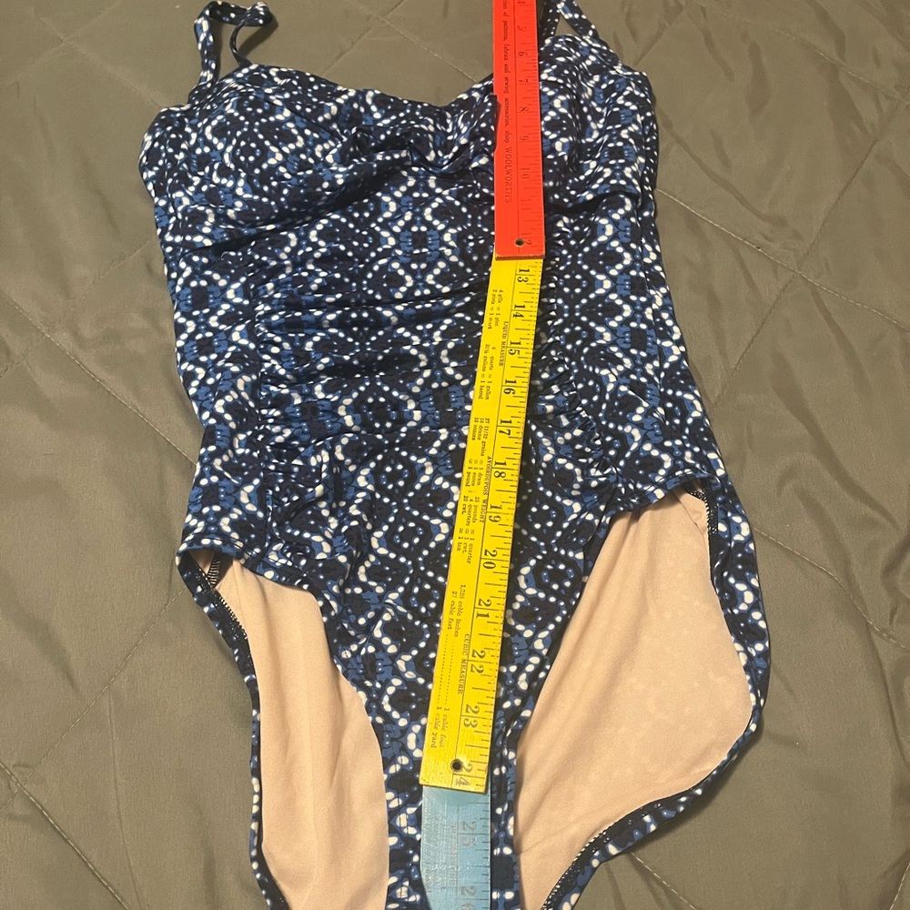 NWOT Merona Blue Patterned One-Piece Swimsuit - Picture 5 of 8